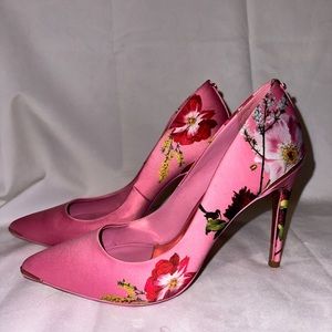 Ted baker floral heel